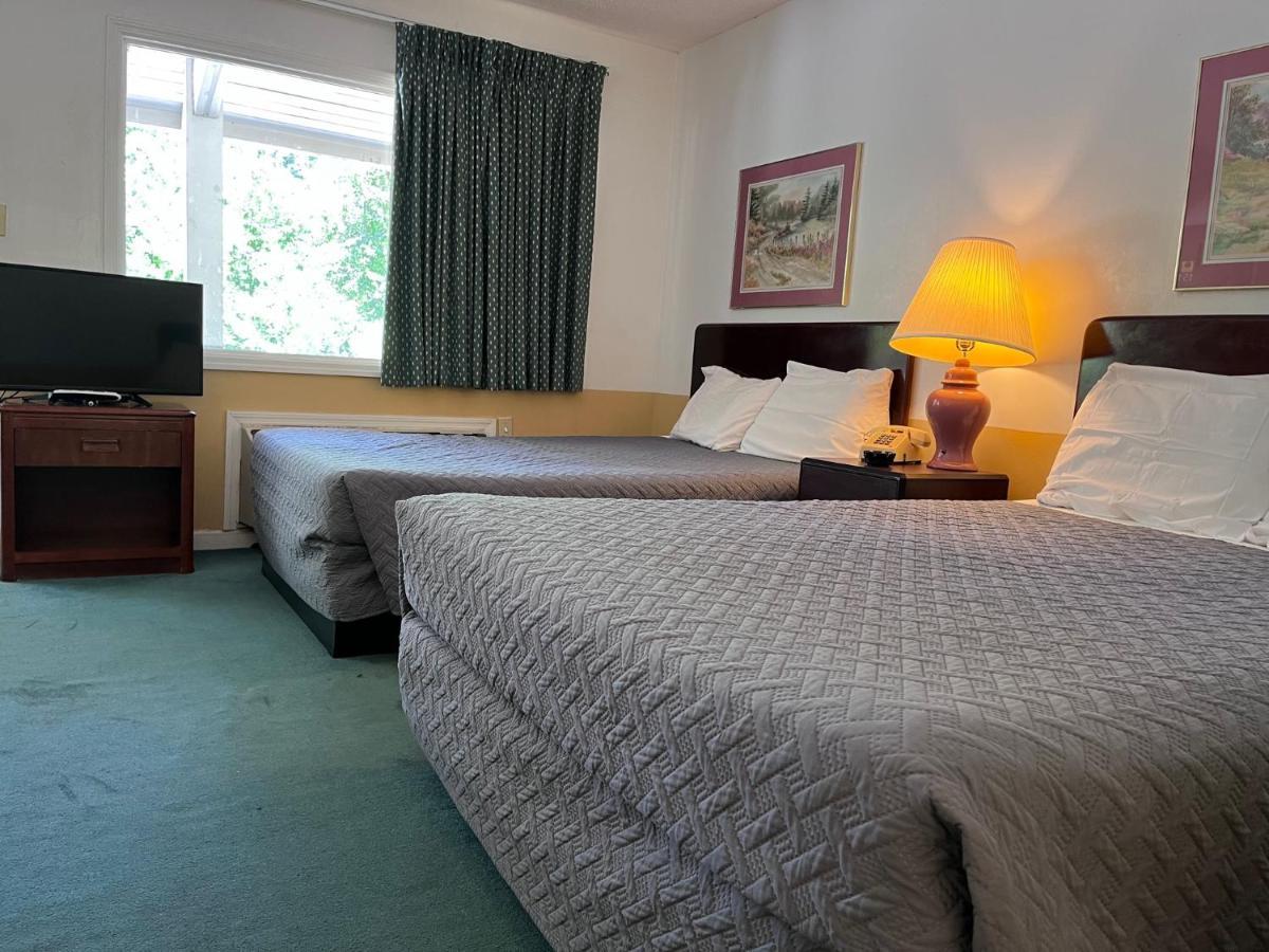 Windtree Inn Grove Hill Extérieur photo